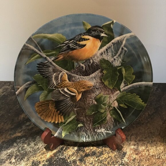 2/$40 Encyclopedia Britannica Decorative Plate 'The Baltimore Oriole' - Picture 1 of 4